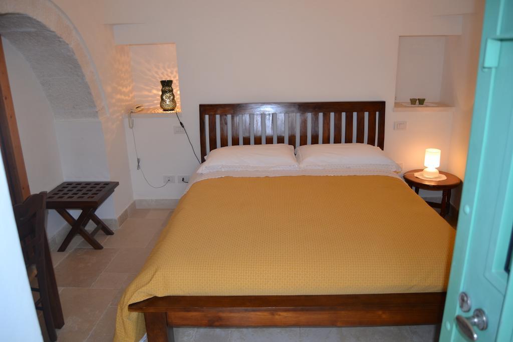 B&B Corte Del Camedrio Cisternino Rum bild